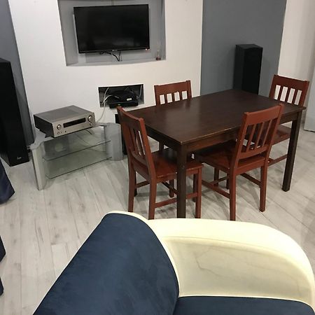 Апартаменти Apartament Kamienica Лодзь Екстер'єр фото